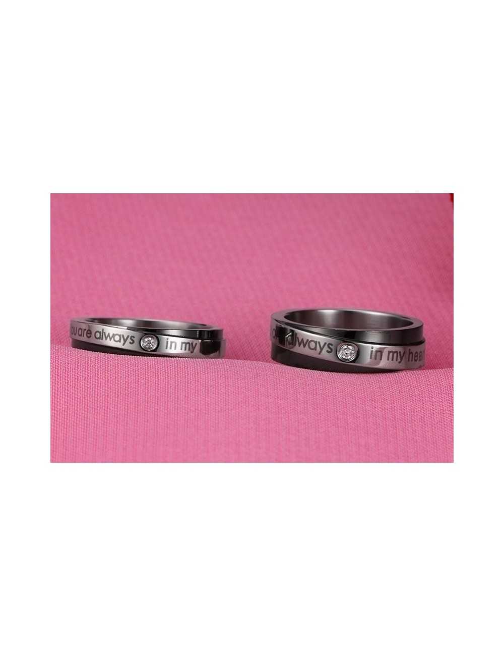 Anillos para parejas de Titanio negro con plateado "You are always in my heart"