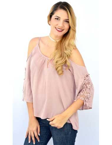 Blusa palo rosa de manta manga campana crochet