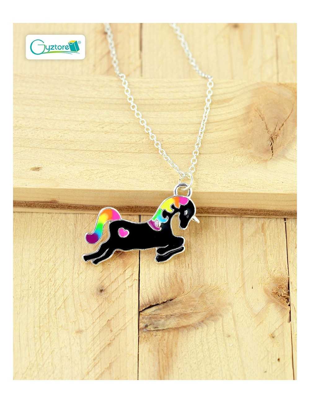 Collar de unicornio negro