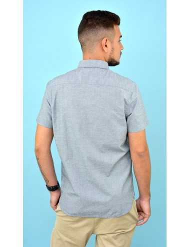 Camisa gris con detalles amarillo