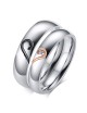 Anillos para parejas de acero inoxidable grabado de corazón