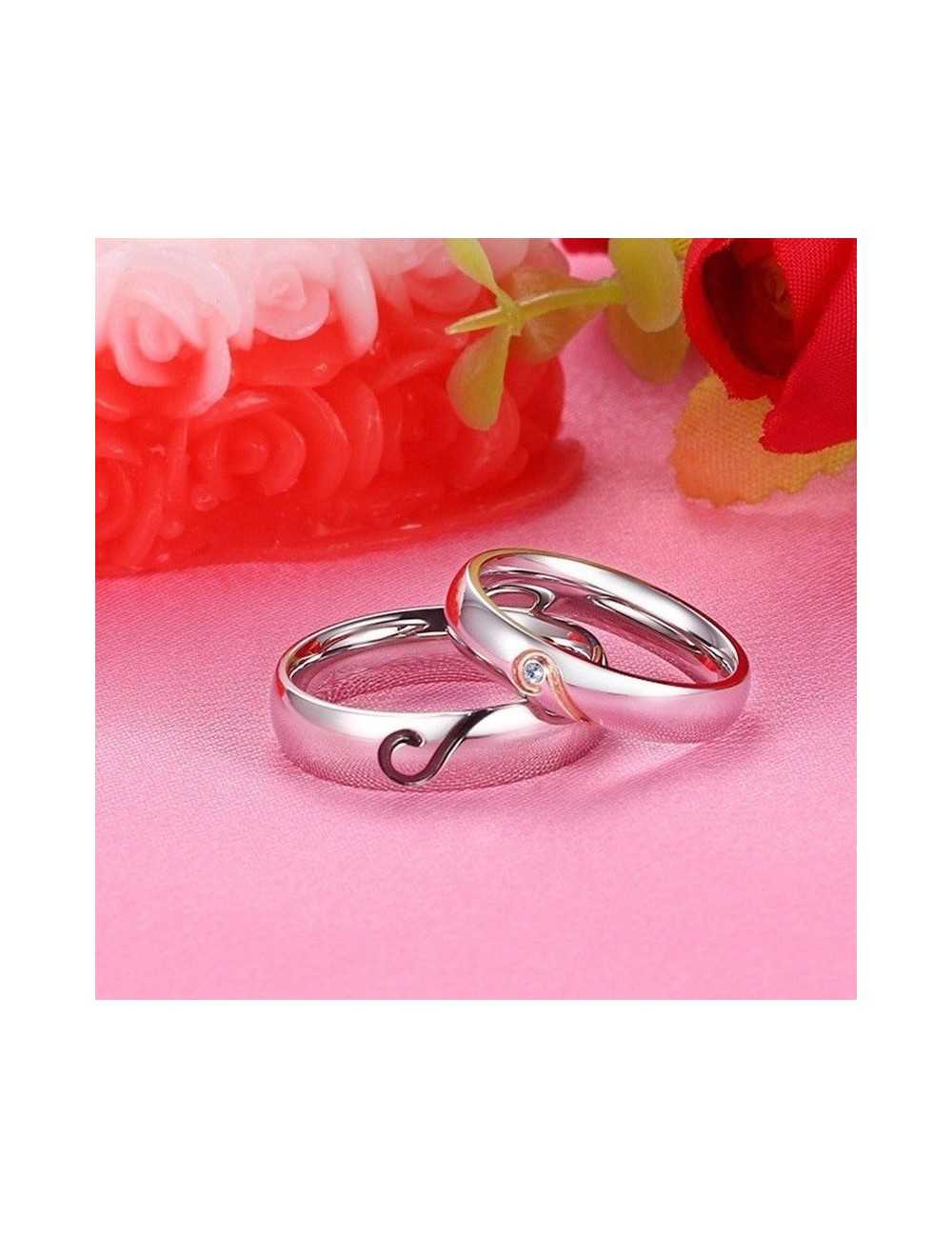 Anillos para parejas de acero inoxidable grabado de corazón