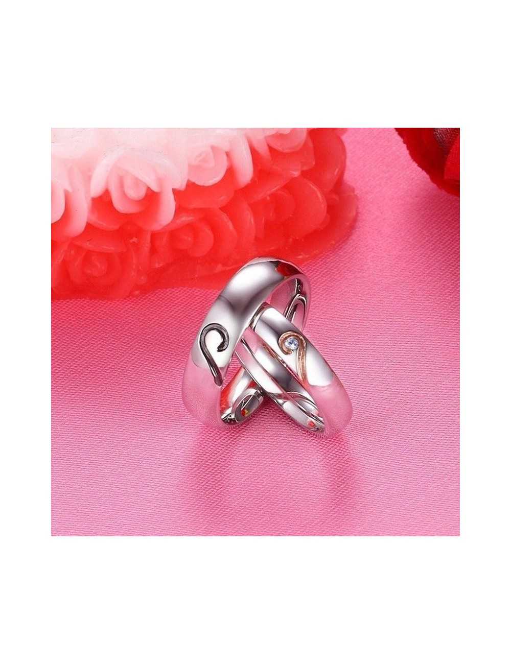 Anillos para parejas de acero inoxidable grabado de corazón