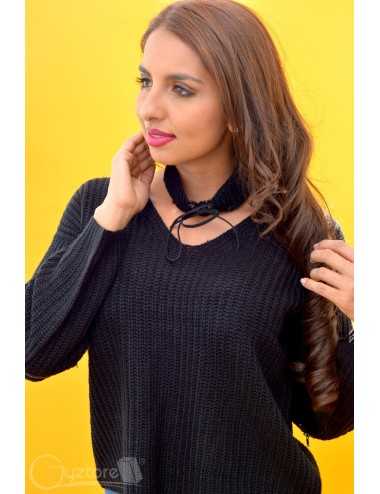 Abrigo tejido color negro con choker