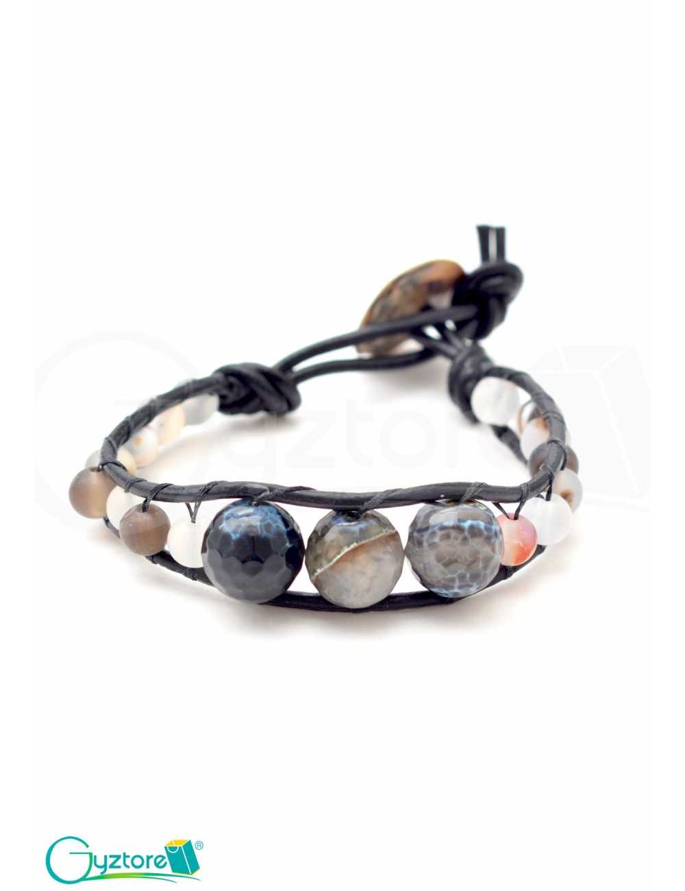 Brazalete de cuero negro y cristales transparentes