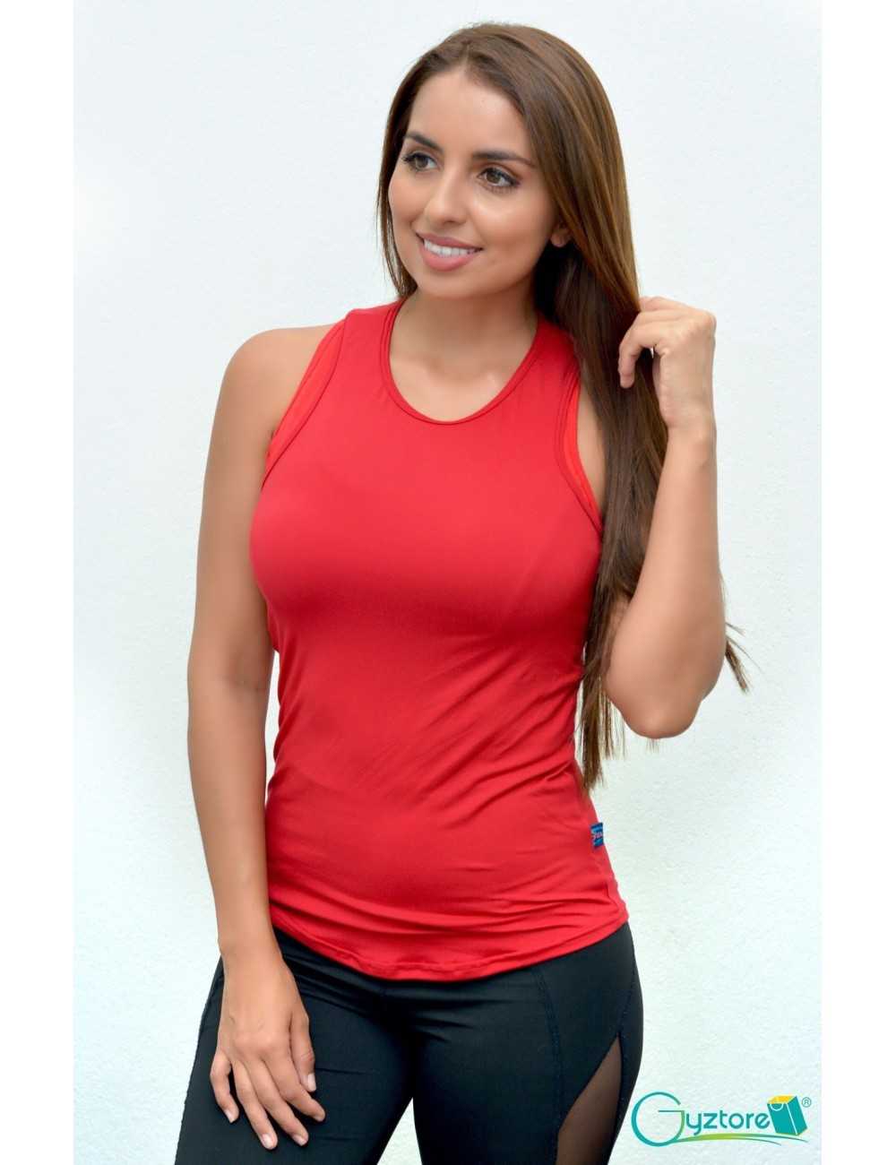 Blusa deportiva con mangas color morado