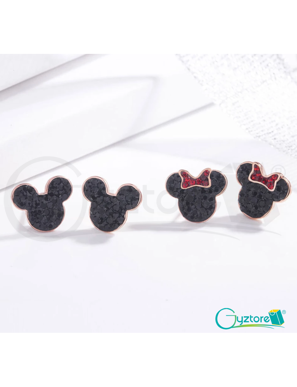 Aretes de titanio diseño Mickey & Minnie