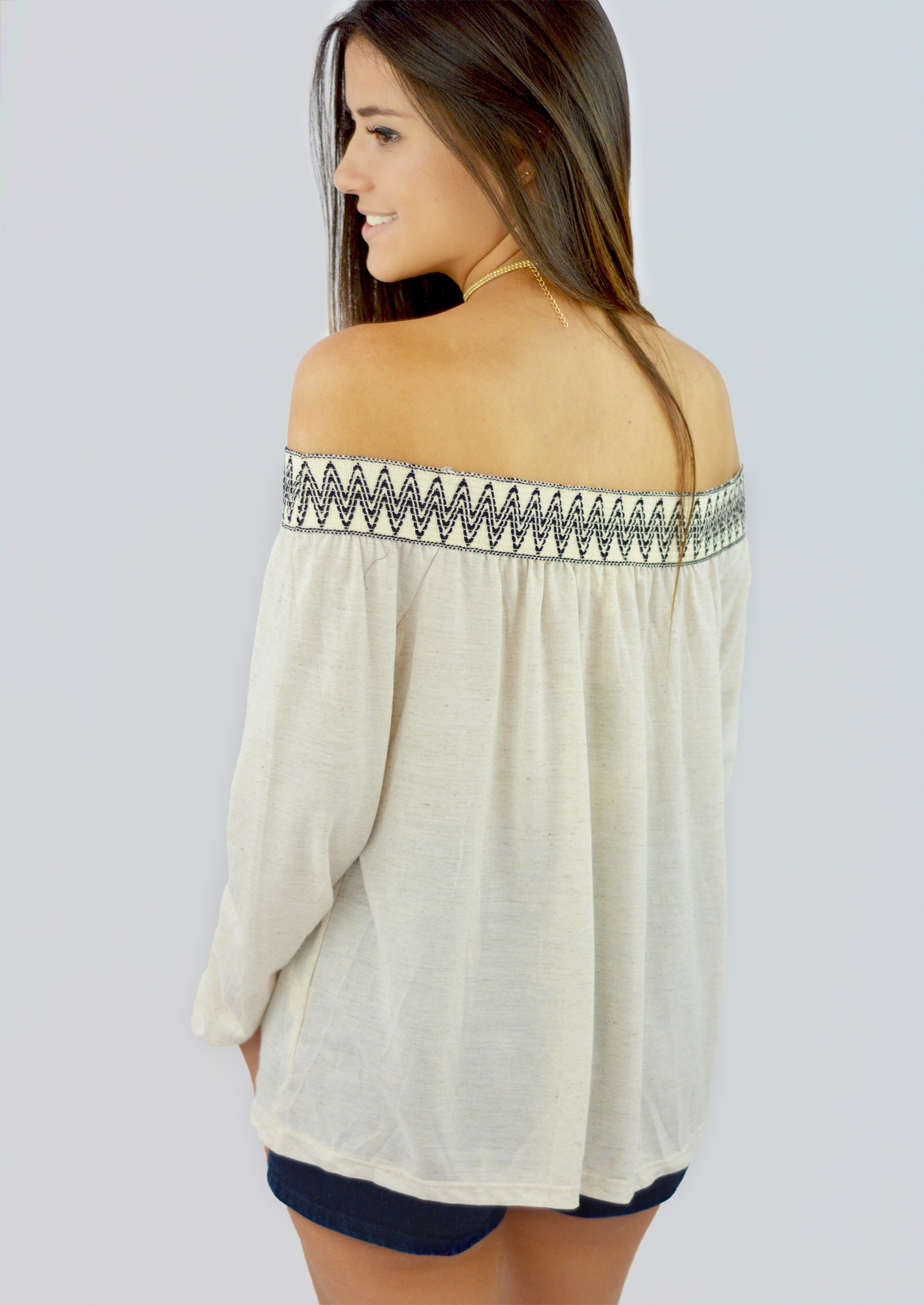 Blusa hombros descubiertos con el stico dise o tribal