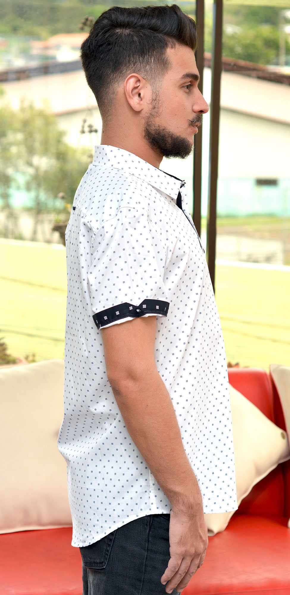 Camisas blancas hotsell con estampados