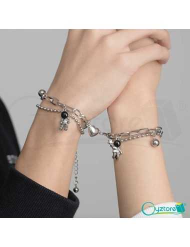 Pulseras plateadas con imán...