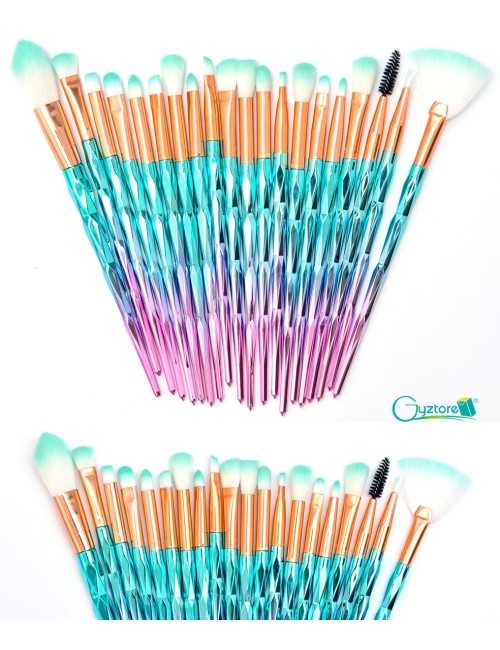 Set de 20 brochas diseño diamante menta con rosado Set de 20 brochas diseño diamante menta con rosado